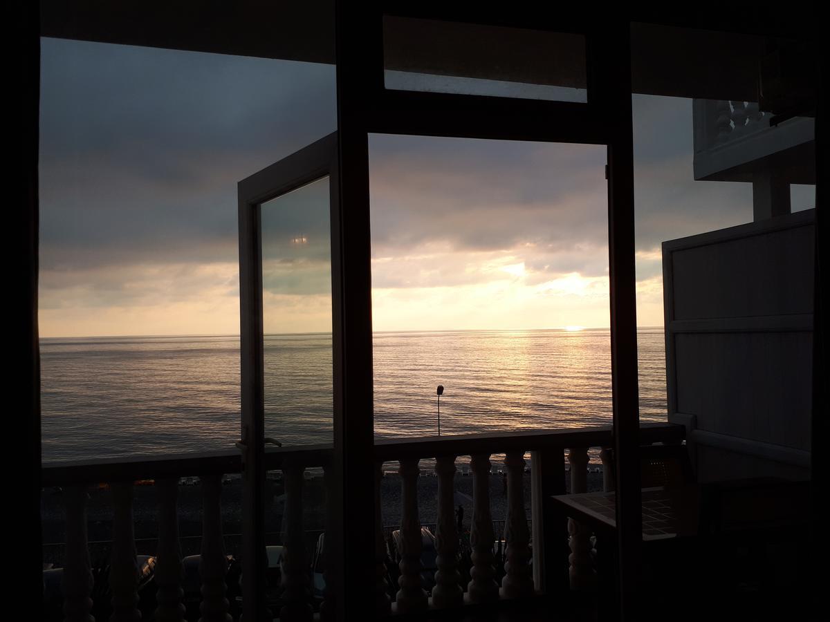 Guest House Palma Sarpi Bagian luar foto